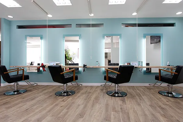 カトレア海岸通り店